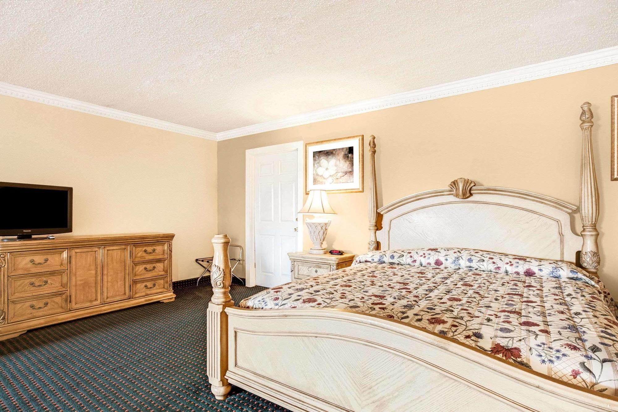Knights Inn Mount Laurel Exteriör bild